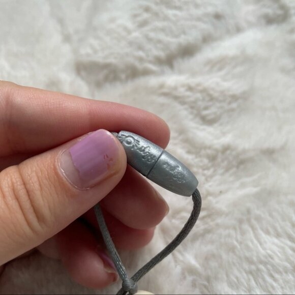 Itzy Ritzy | Teething Happens Chewable Mom Necklace | Pink & Gold - Picture 5 of 8